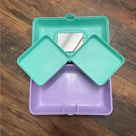 Caboodles On-The-Go Girl Stay Retro Make Up Case - Picture 6 of 7